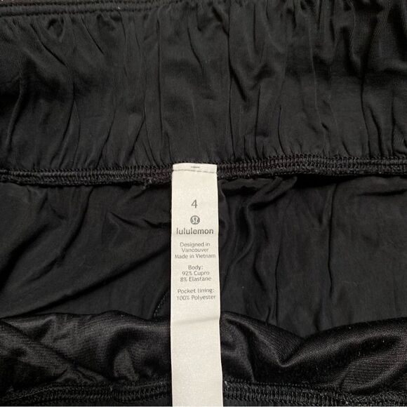 Lululemon Athletica Black Joggers size 4 - Picture 2 of 6